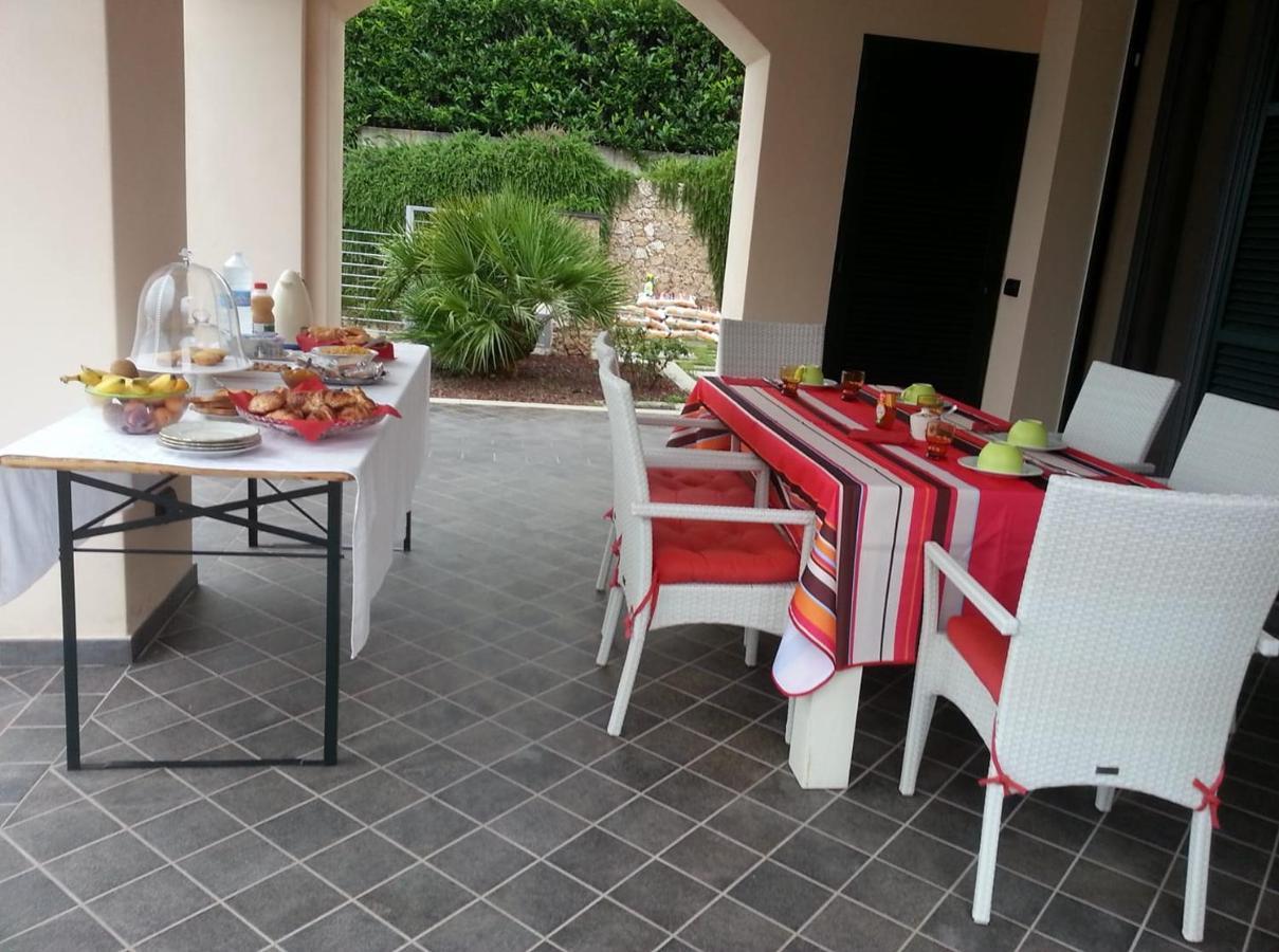 Suite con vista Vezzi Portio Exterior foto