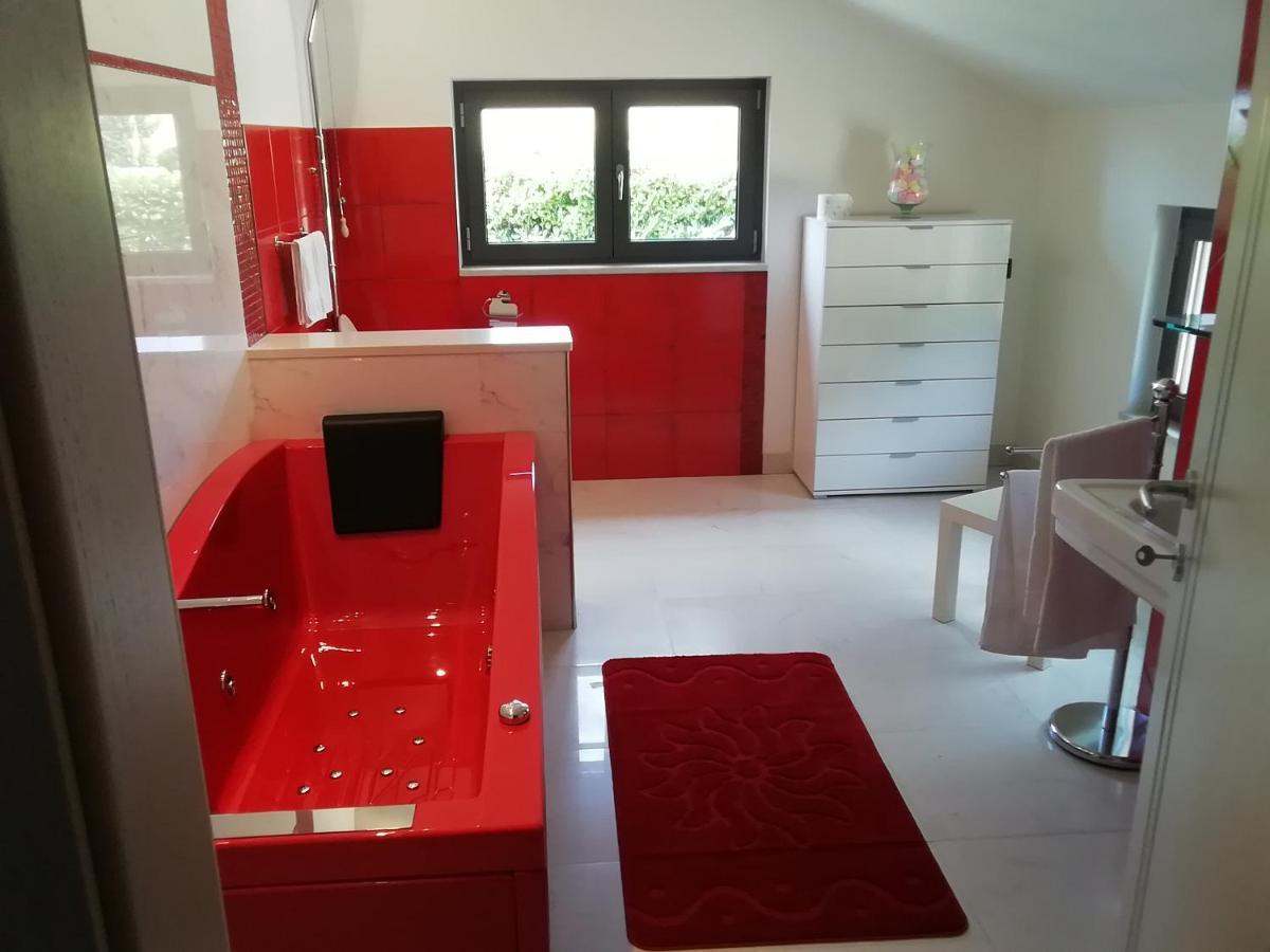 Suite con vista Vezzi Portio Exterior foto