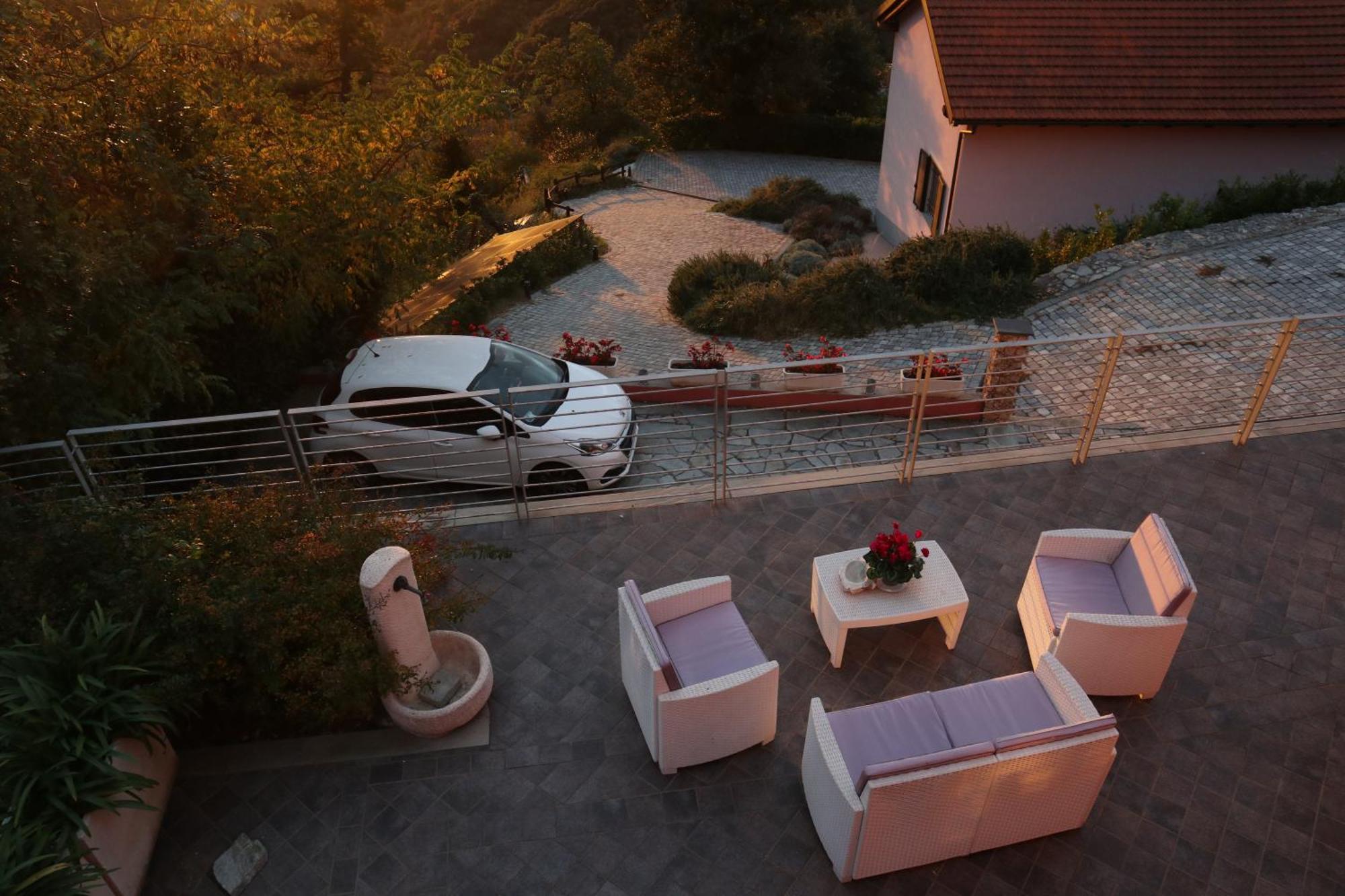 Suite con vista Vezzi Portio Exterior foto